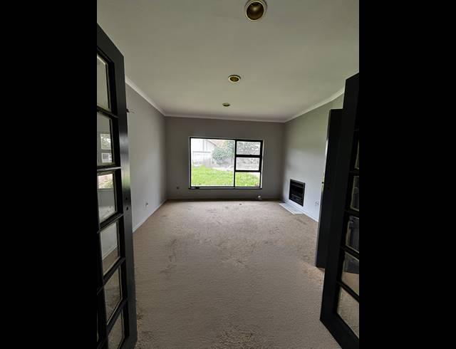 5 BEDROOM FREEHOLD FOR SALE IN MORNINGSIDE